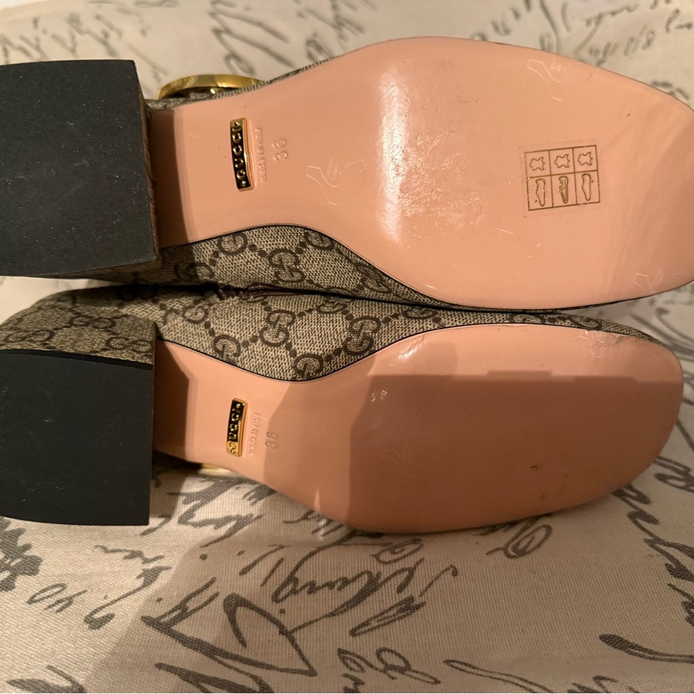 Gucci Brown GG Canvas and Dark Brown Leather Ankle Boots with Gold GG Emblem - Picture 4 of 5